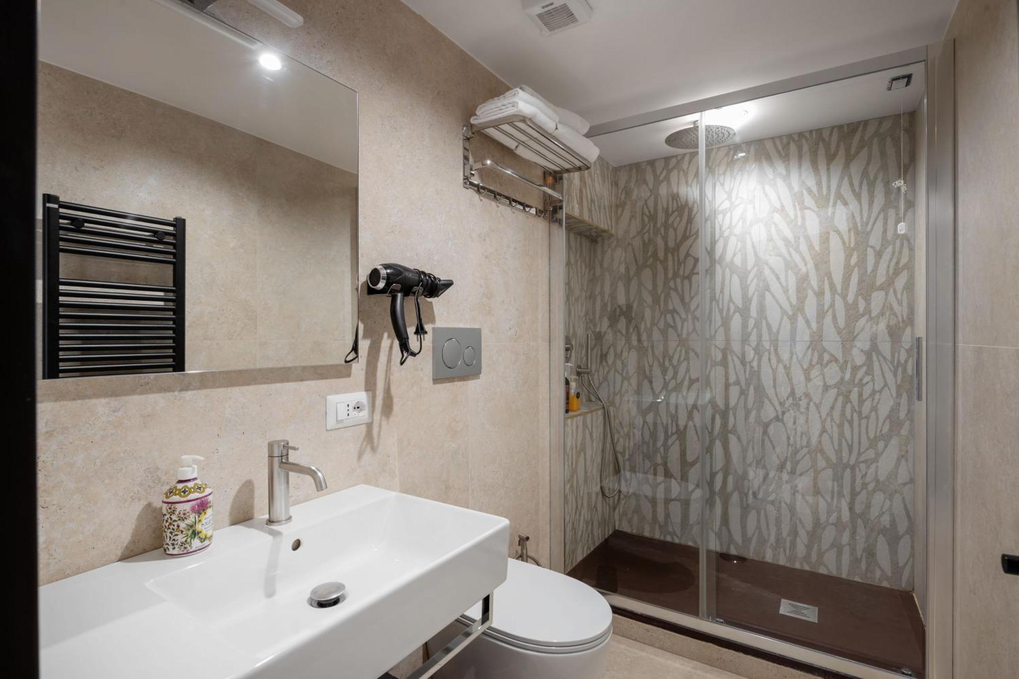 Joyful 148 Luxury Guest House Powered By Joyful Termini Boutique Guest House Roma Exterior foto